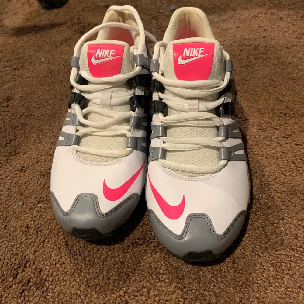 Women’s Nike Shox